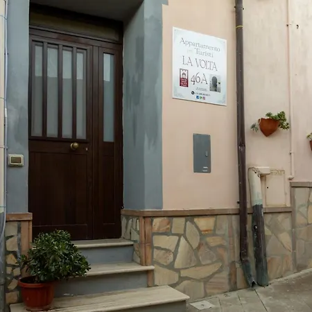 Per Turisti La Volta 46a Santa Severina